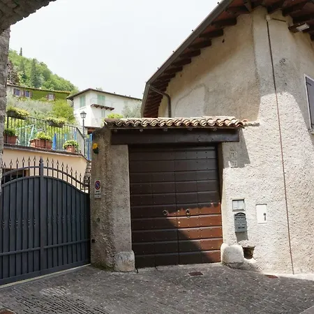 Nicoletta Apartamento Gargnano